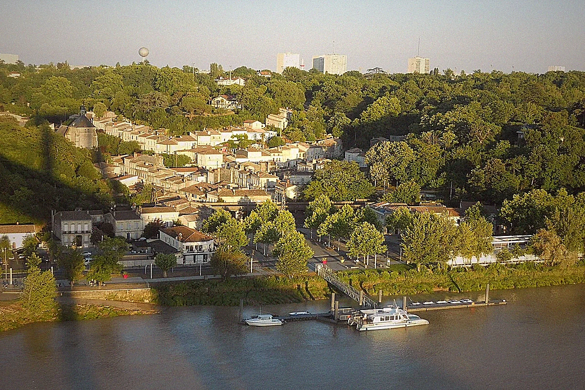 Lormont — vue de la ville