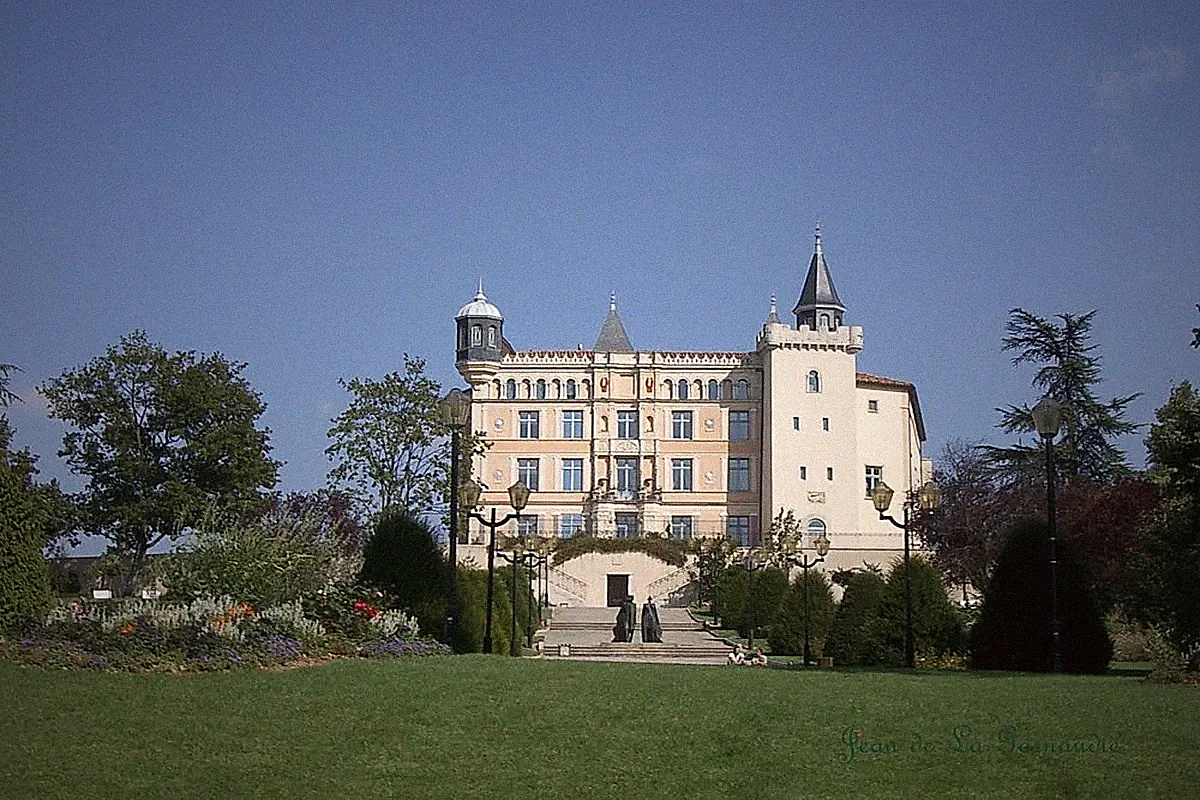 Saint-Priest — vue de la ville